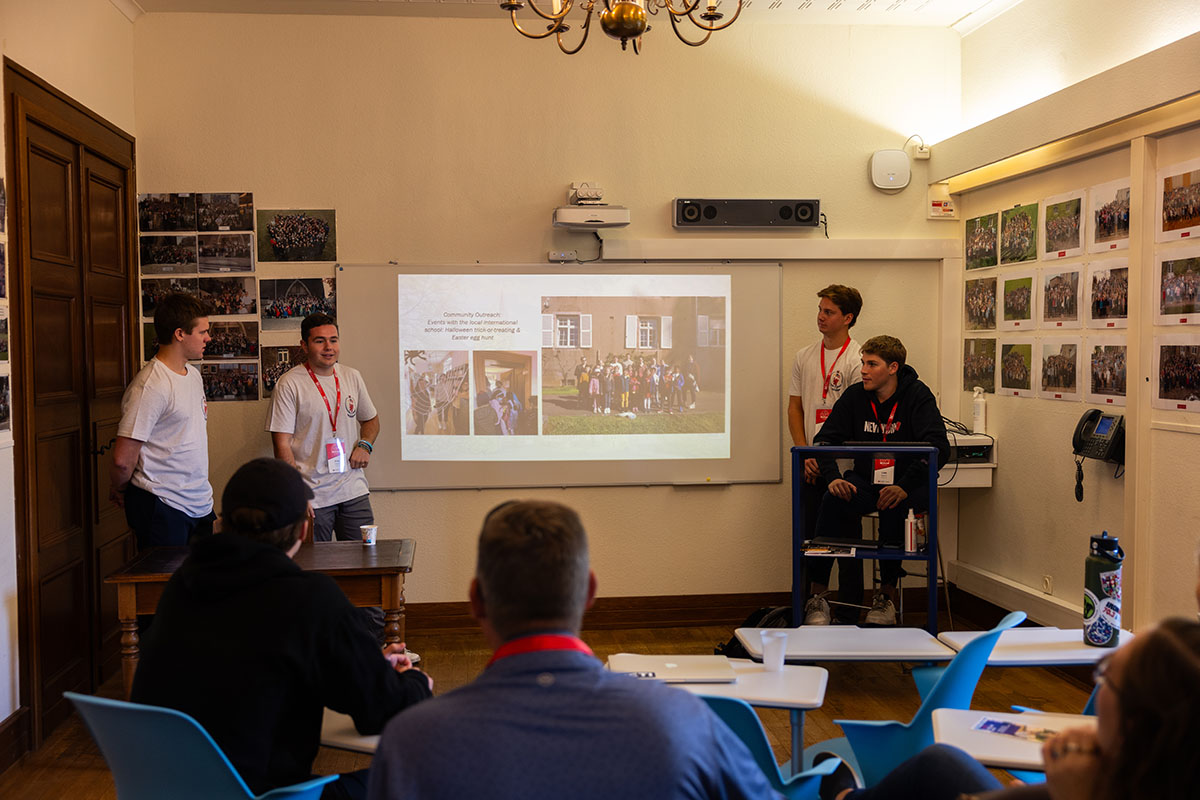 A breakout session during the MUDEC 55th anniversary